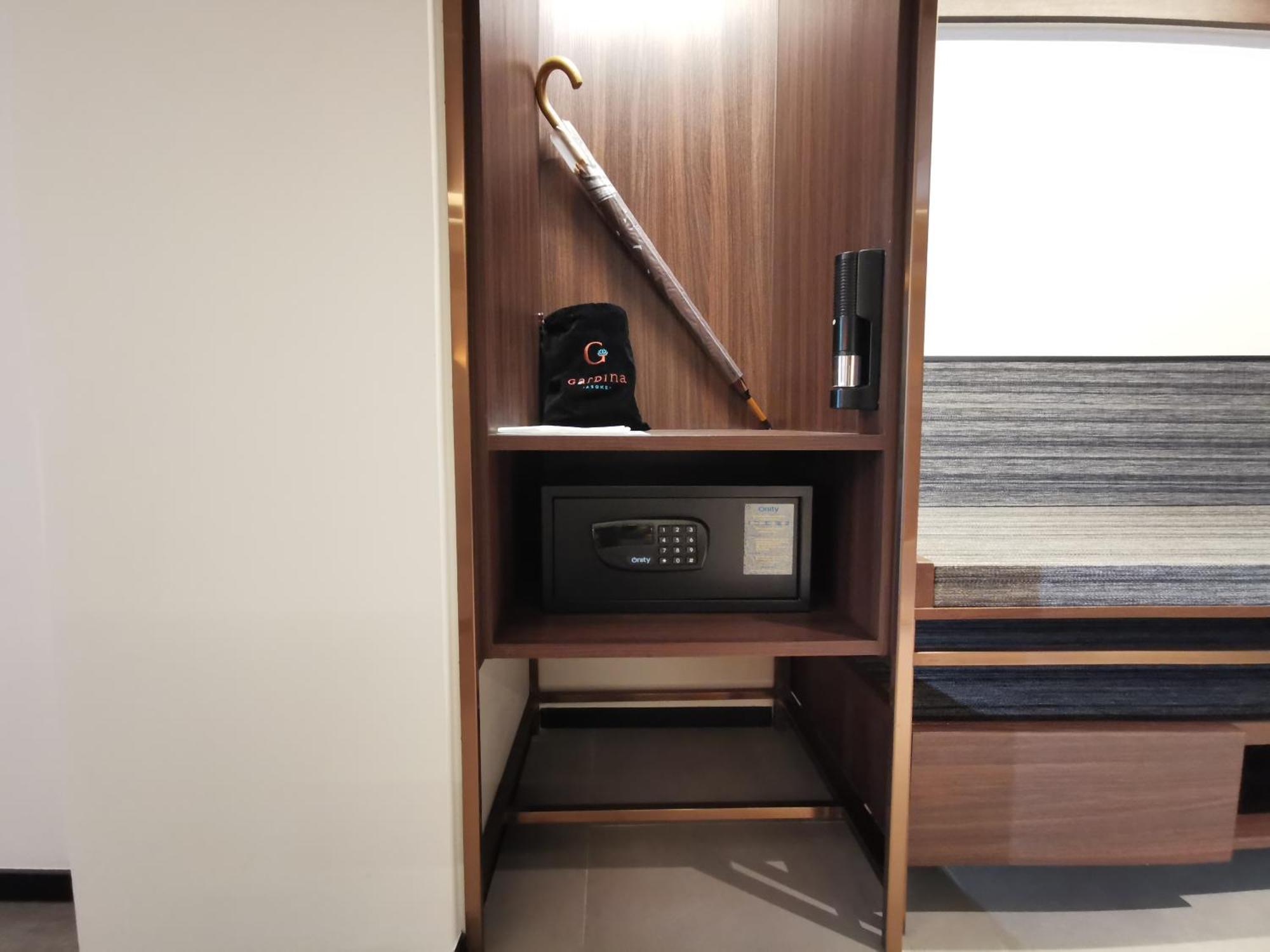 Gardina Asoke Hotel & Residence Bangkok Bagian luar foto